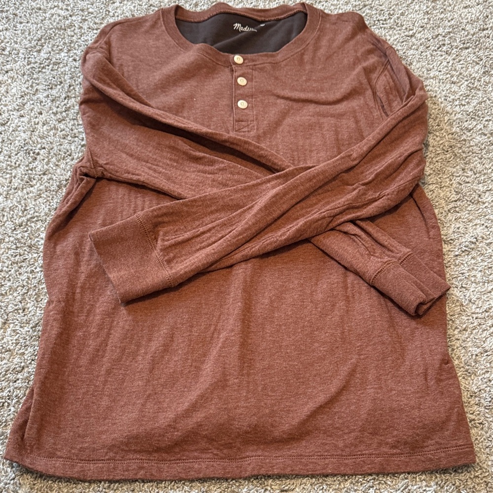 Men's madewellBrown Henley Shirt